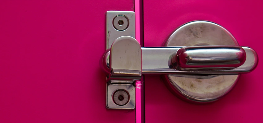 Childproof Gate Lock in Foster City, California